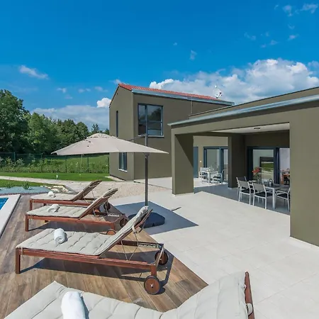 Terra Ferienhaus Petehi